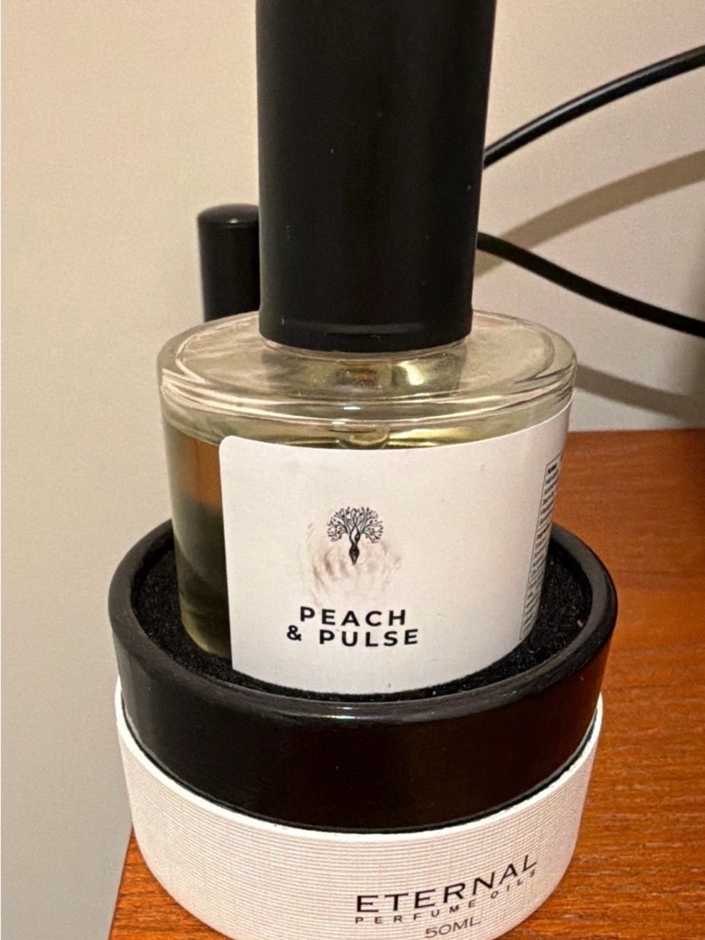 Peach & Pulse Fragrance Spray - Clear/Black